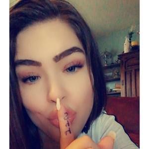 Meet your Posher, Josie